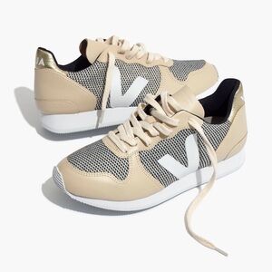 Veja Holiday Cream and Gray Mesh Sneakers